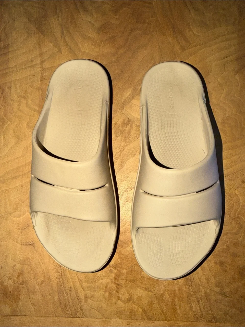 Oofos Ooahh Slides Men’s Size 11